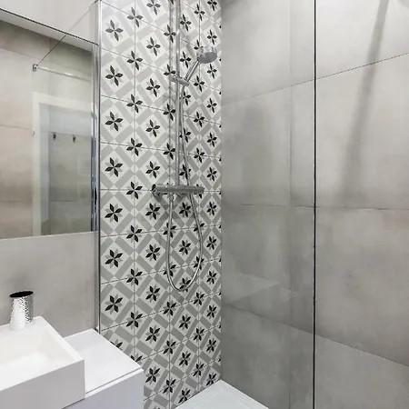 My - Pianissimo شقة *